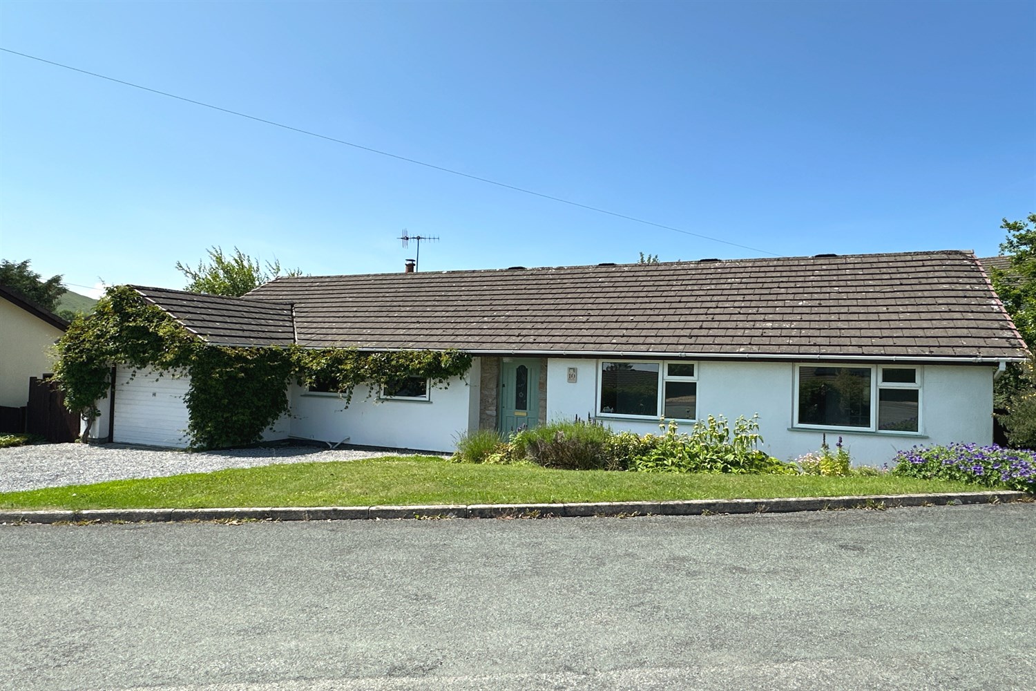 4 bedroom House (unspecified) To Let