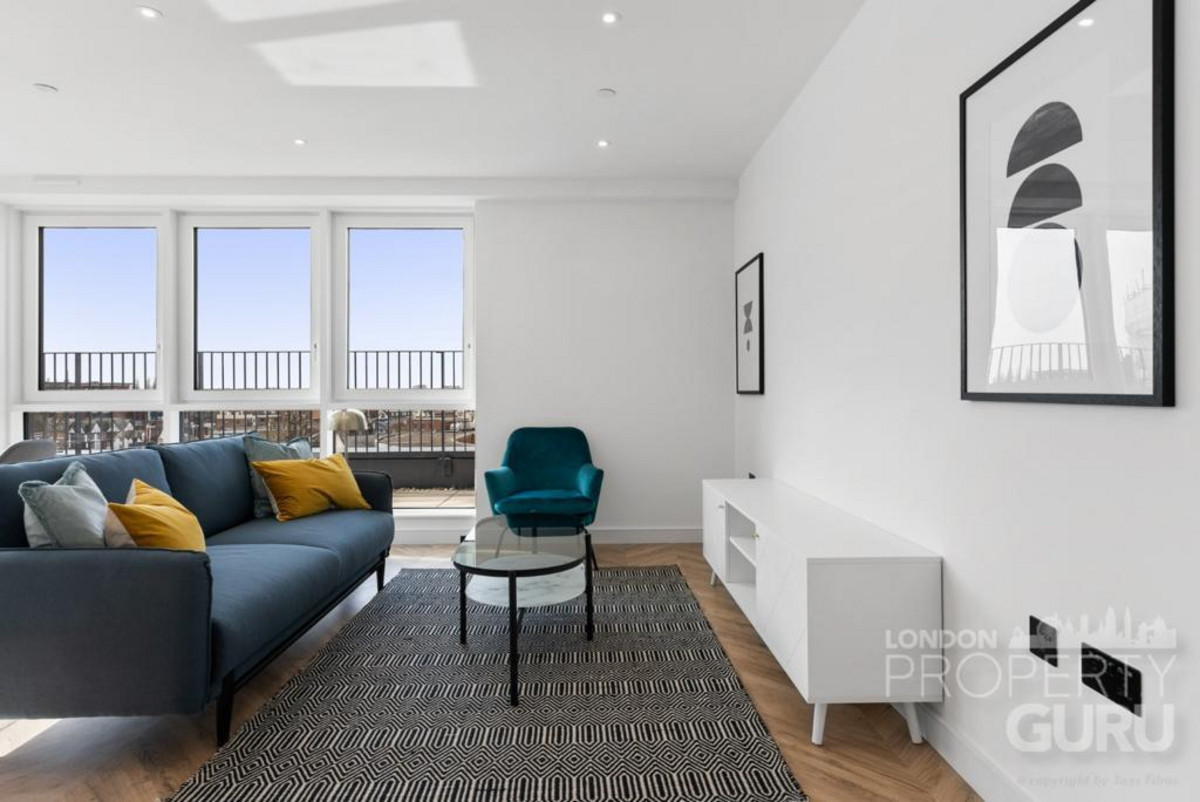 2 bedroom Apartment To Let