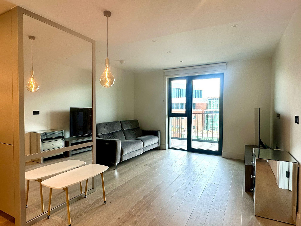 1 bedroom Apartment To Let