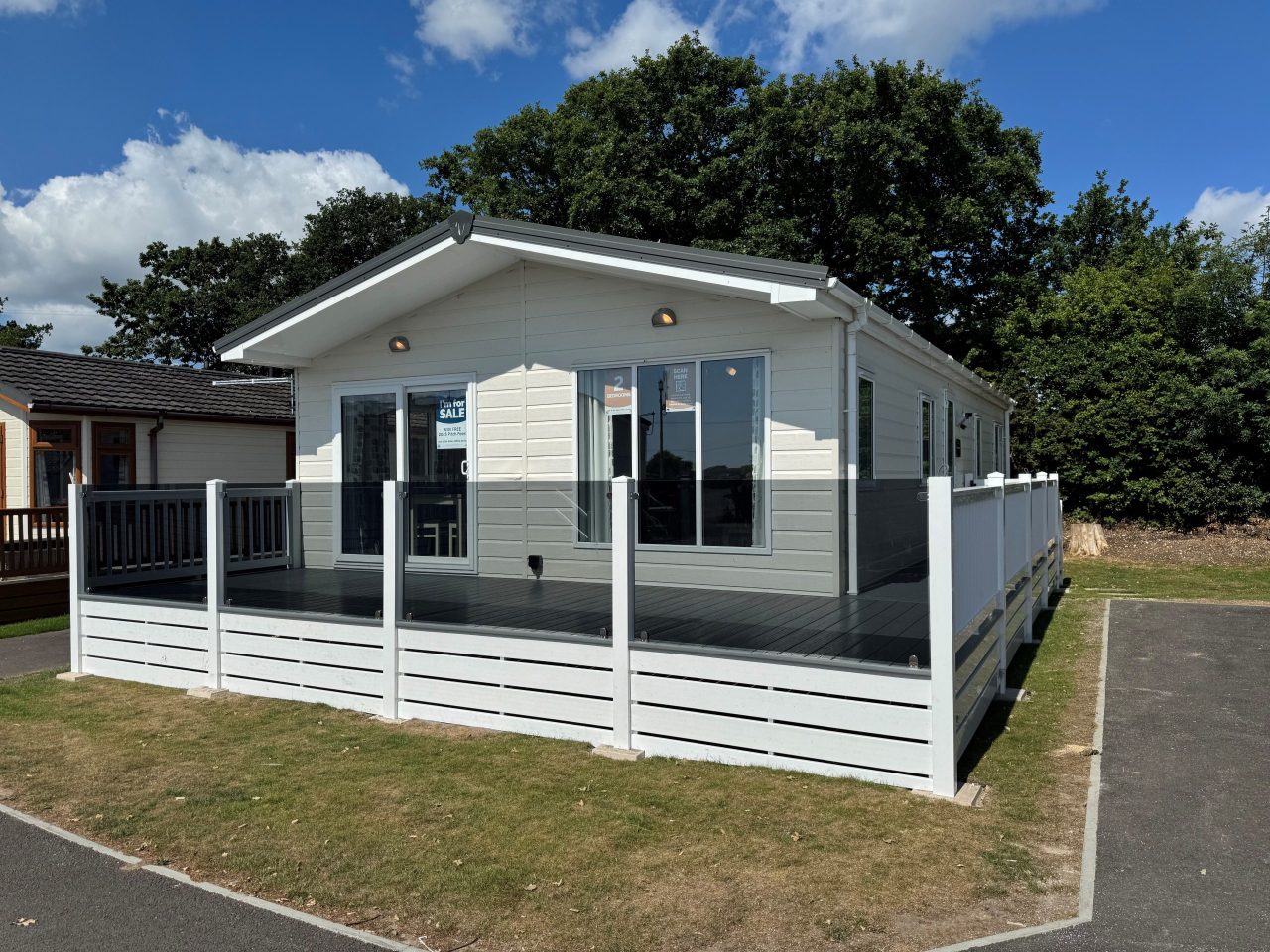 2 bedroom Mobile home For Sale