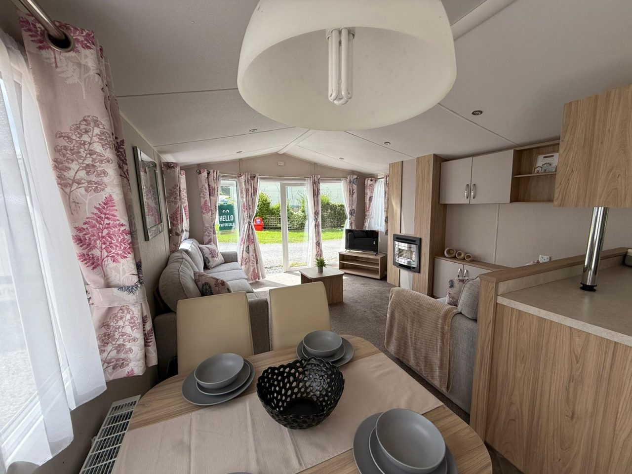 2 bedroom  For Sale