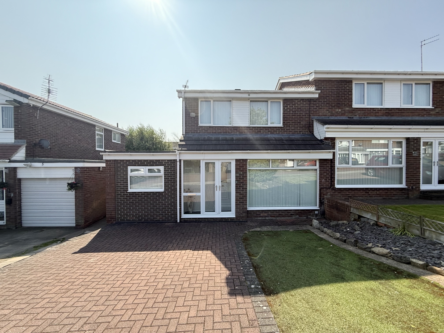 4 bedroom Semi-detached house For Sale