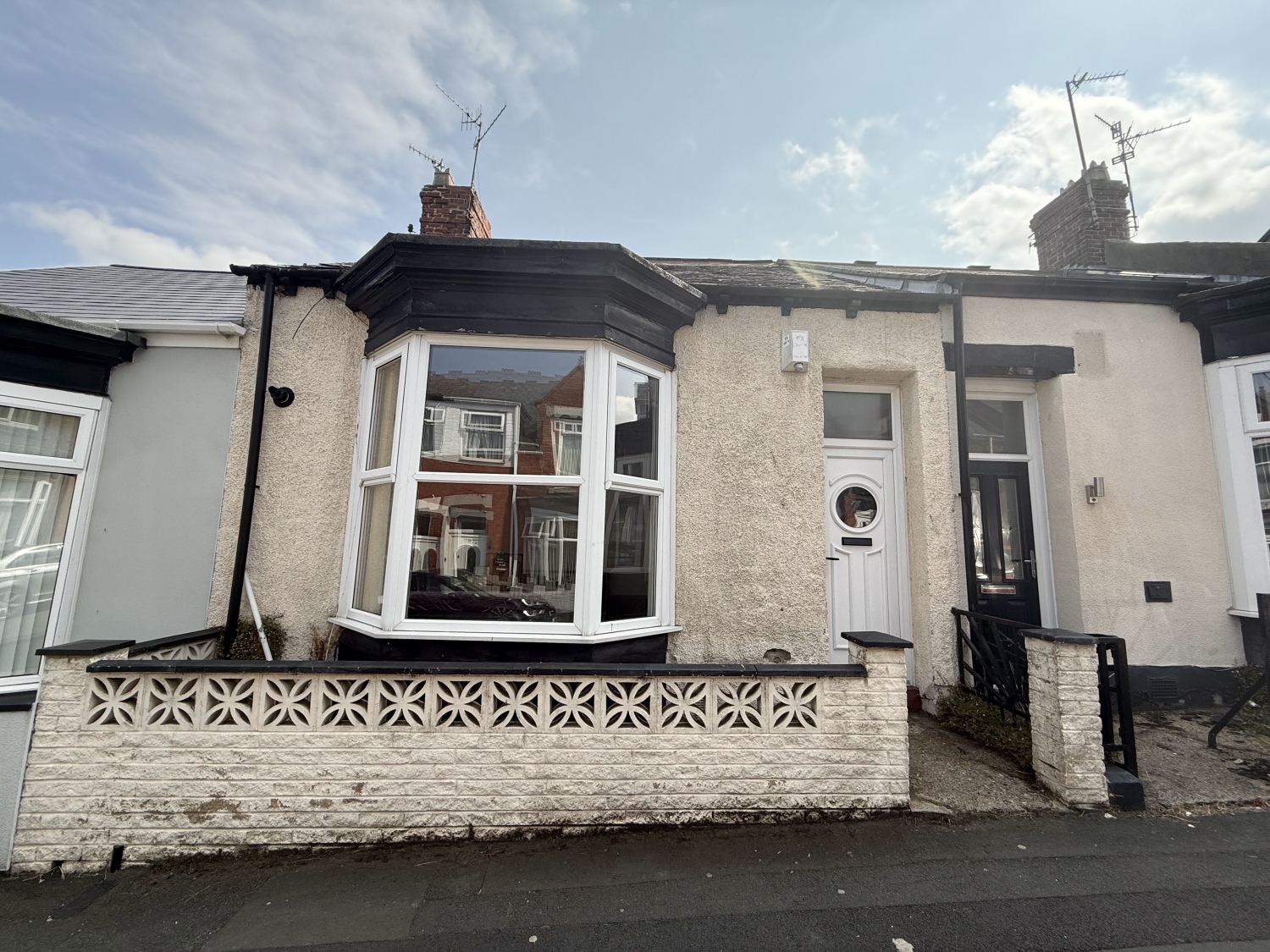 1 bedroom Cottage For Sale