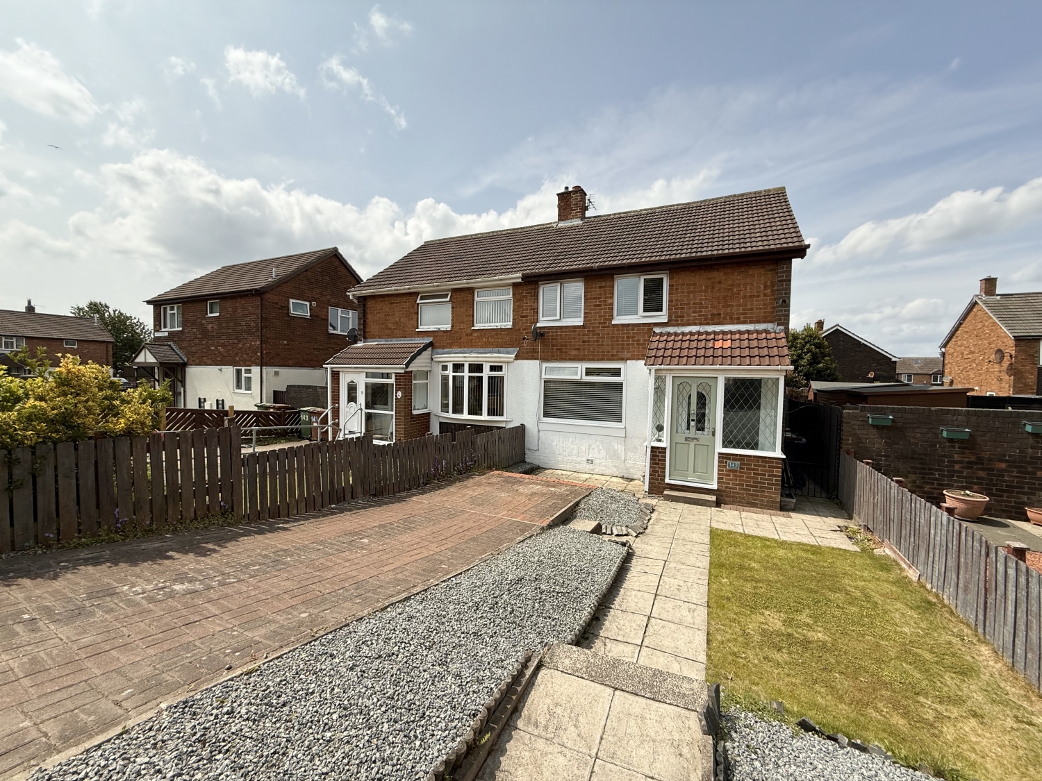 2 bedroom Semi-detached house For Sale