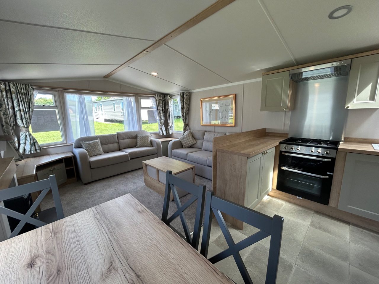 2 bedroom  For Sale