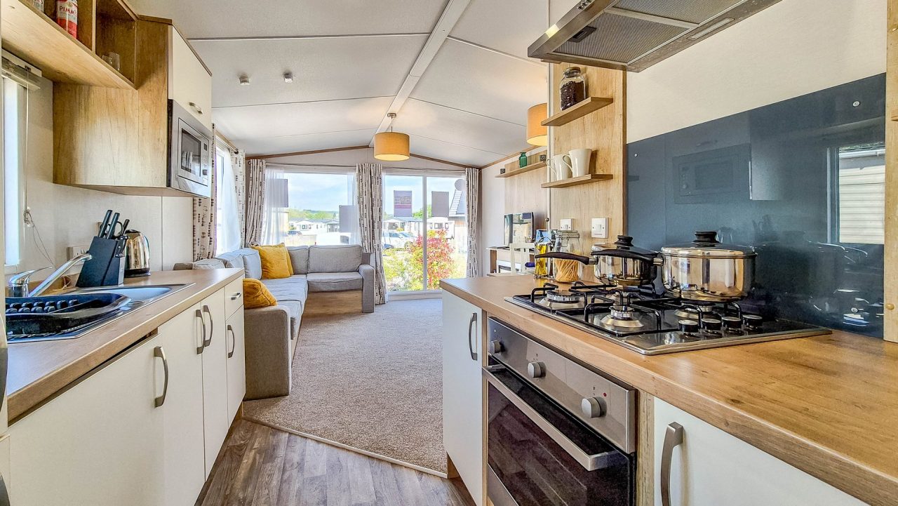 2 bedroom  For Sale