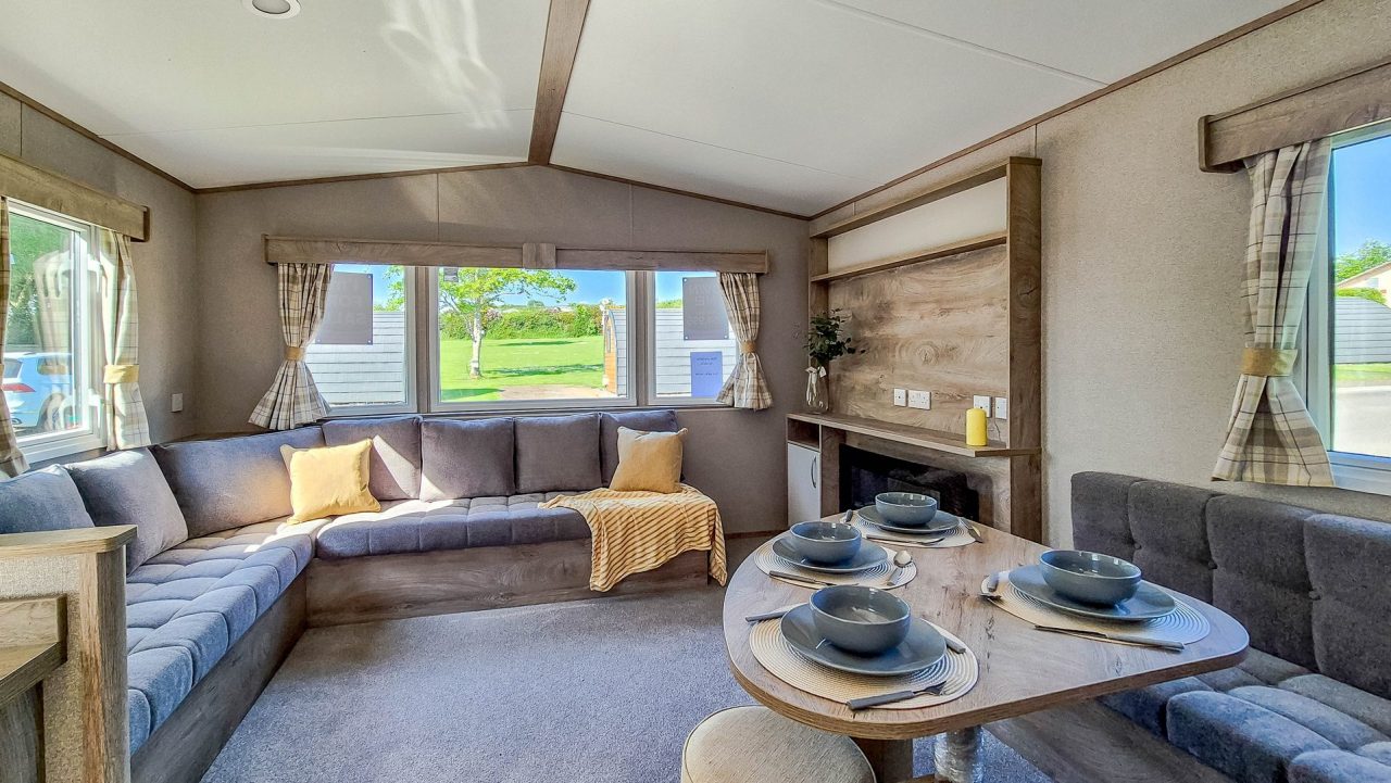 2 bedroom  For Sale
