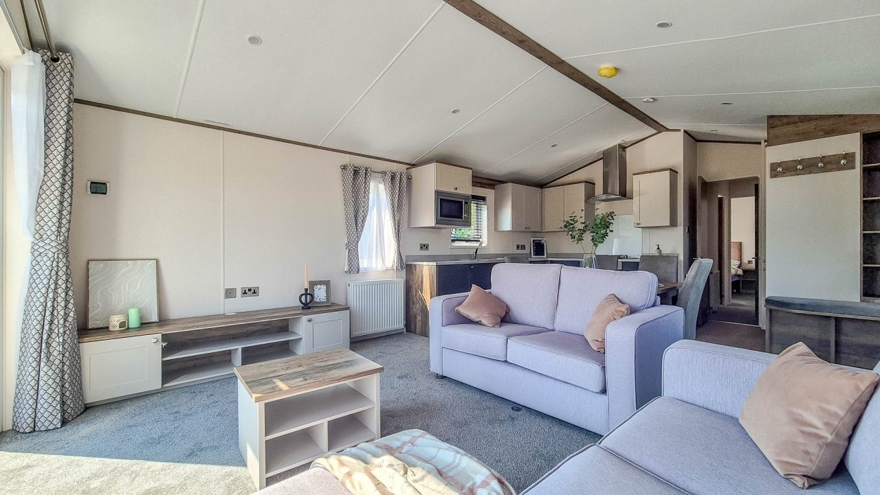 2 bedroom  For Sale