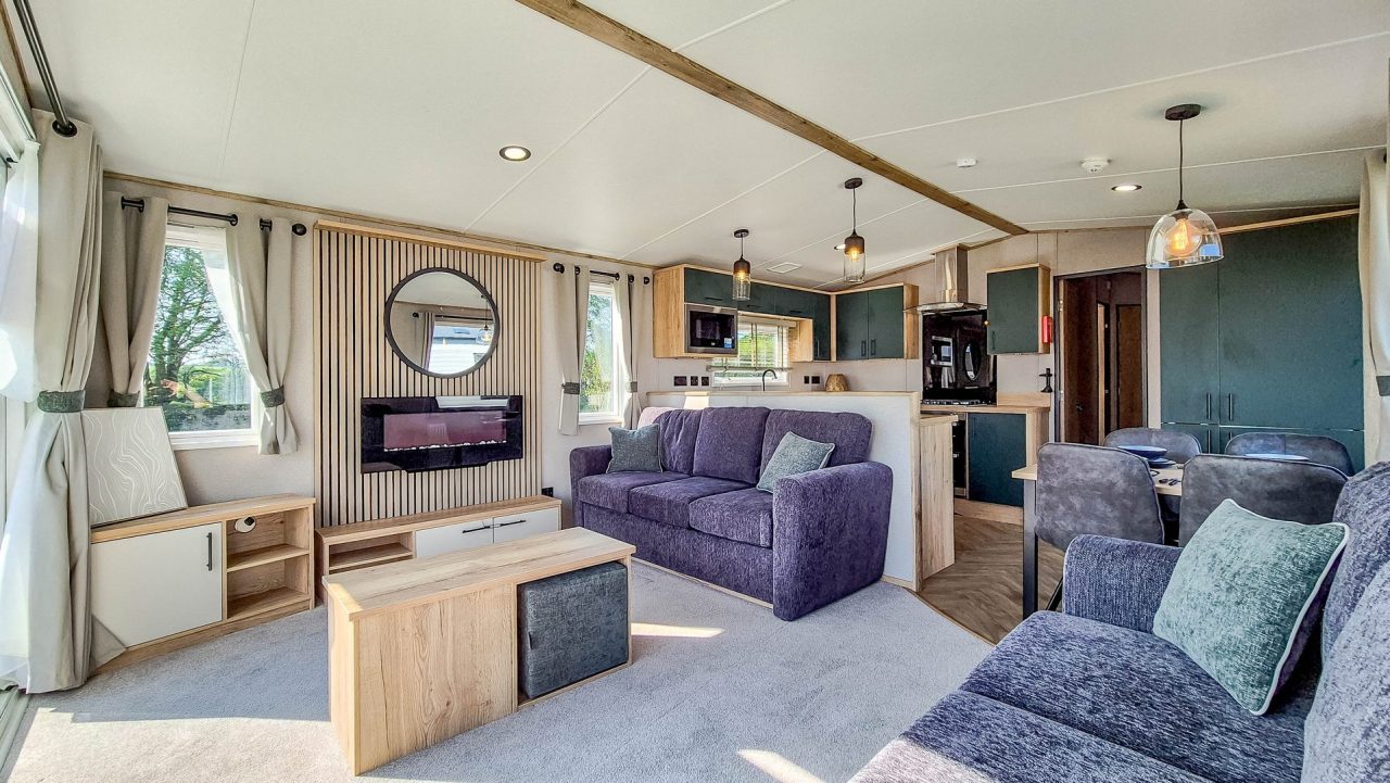 3 bedroom  For Sale