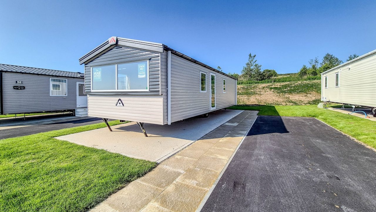 2 bedroom  For Sale