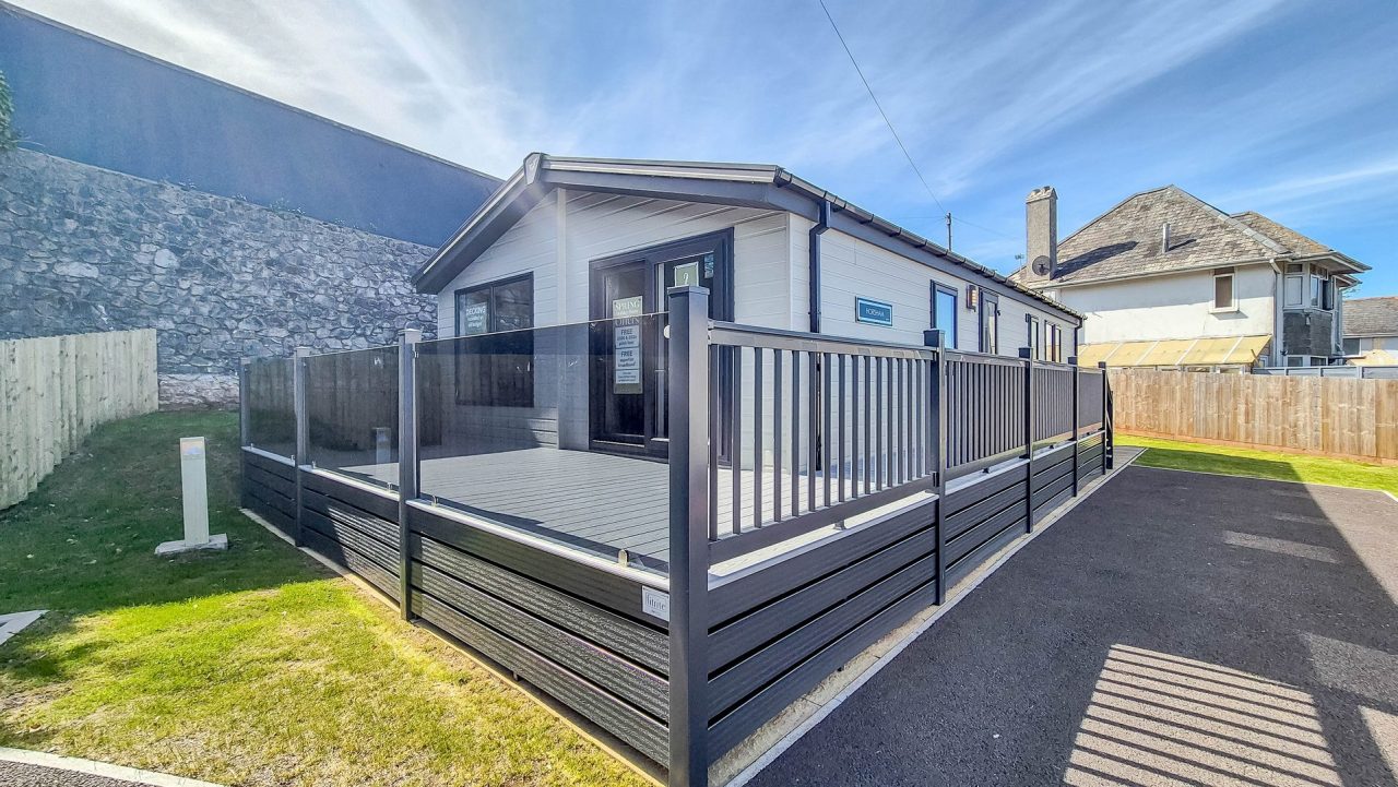 2 bedroom Mobile home For Sale