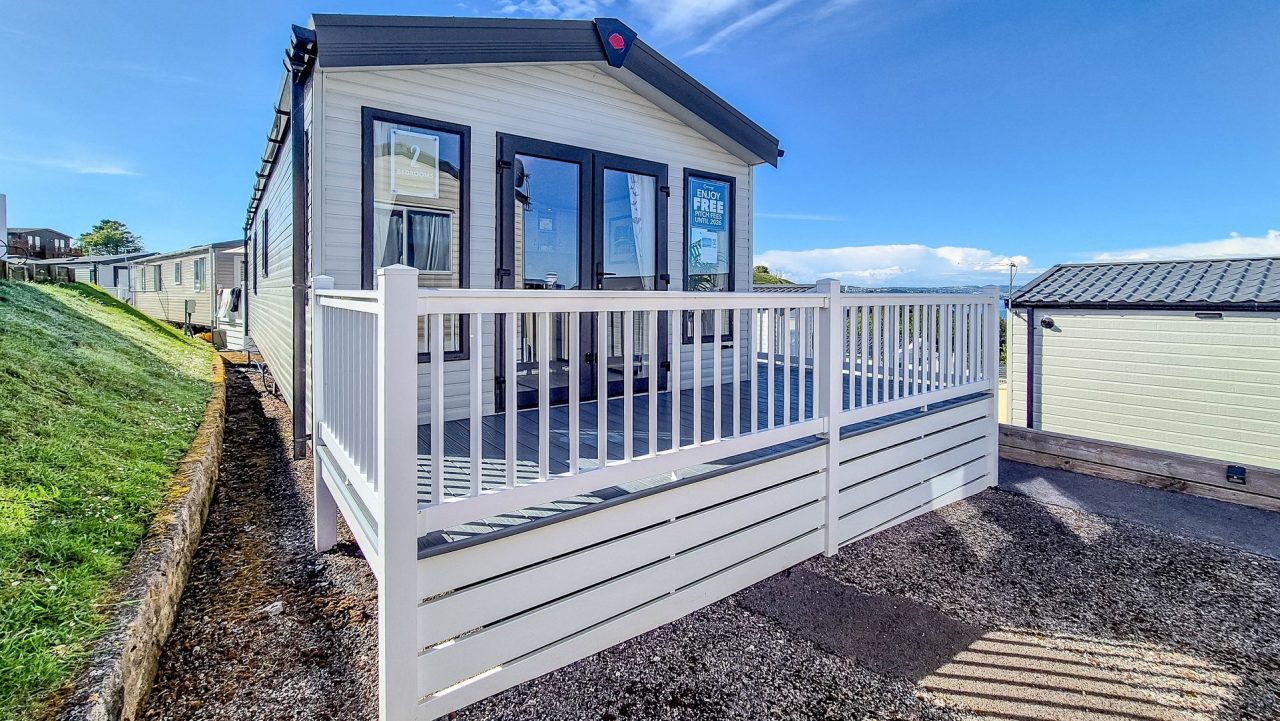 2 bedroom Mobile home For Sale