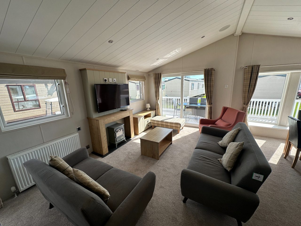 2 bedroom  For Sale