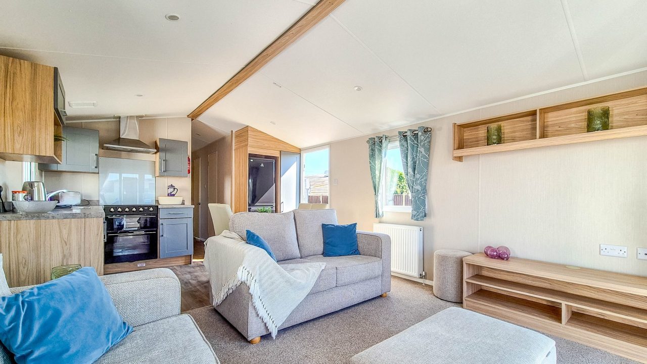3 bedroom  For Sale