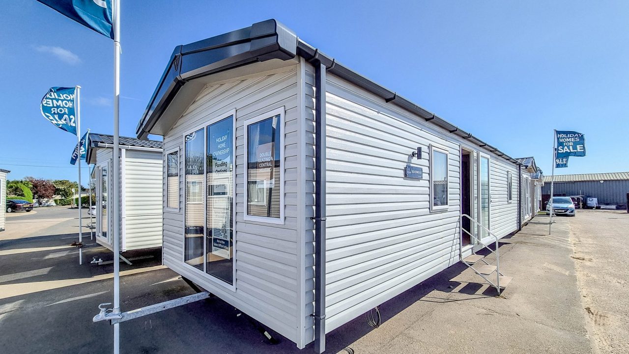2 bedroom  For Sale