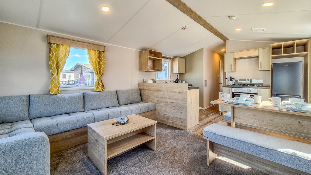 2 bedroom  For Sale