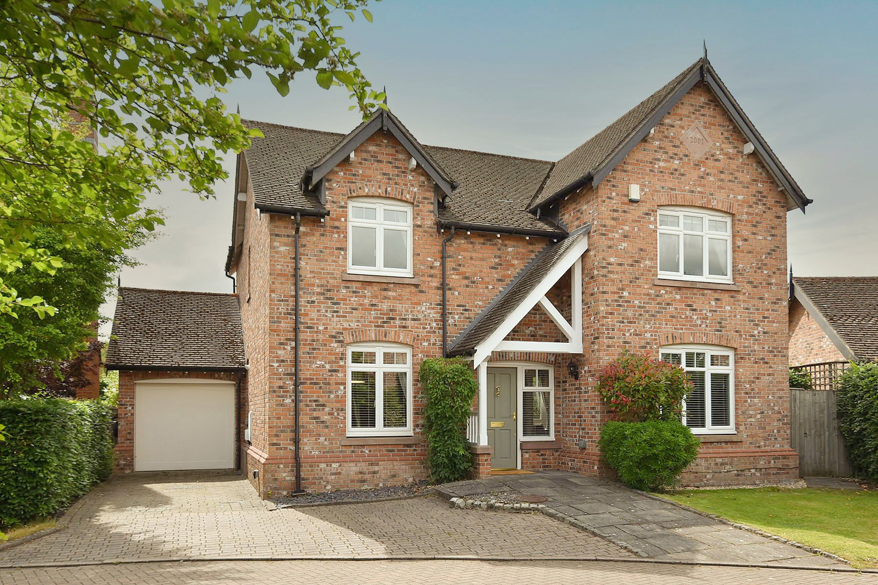 4 bedroom House For Sale