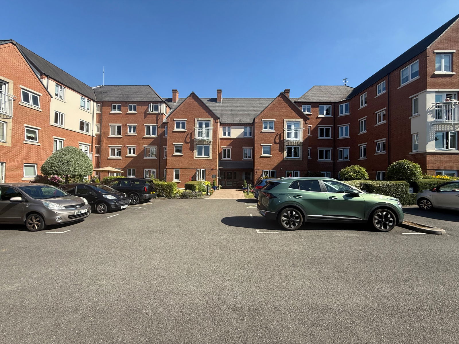 2 bedroom  Under Offer