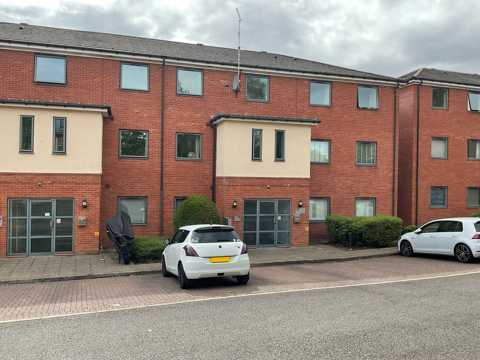 2 bedroom Flat share Under Offer