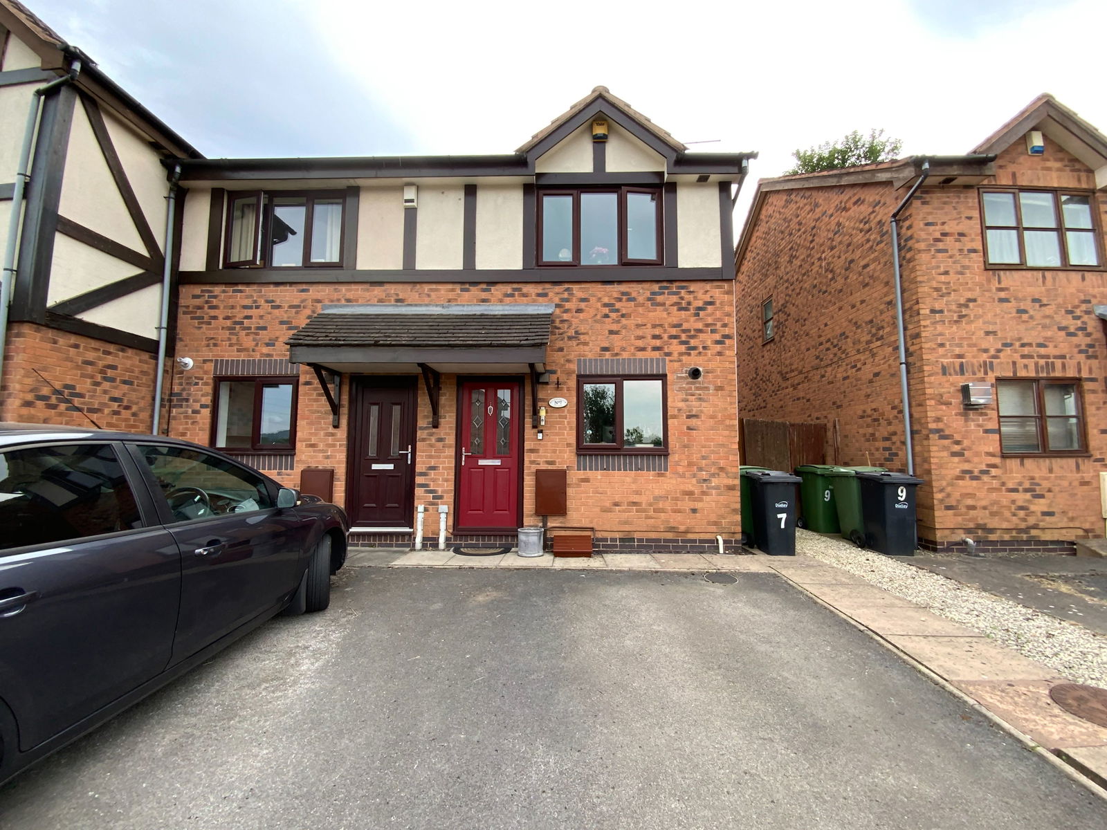 2 bedroom Terraced House Under Offer