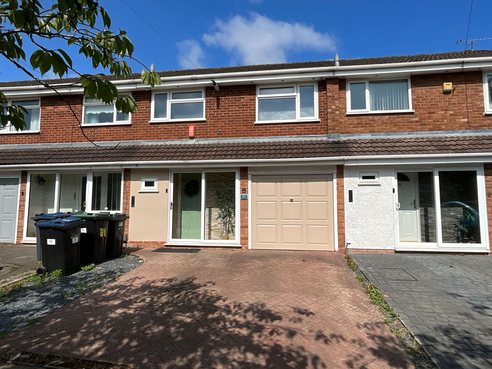 3 bedroom Terraced House Under Offer